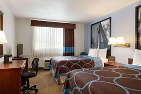Super 8 by Wyndham Portland ME