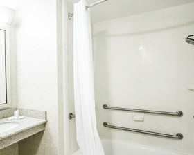 Comfort Inn & Suites Scarborough-Portland