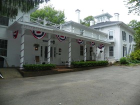 Homeport Inn