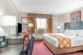 Days Inn by Wyndham Airport/Maine Mall