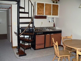 Evergreen Valley Inn
