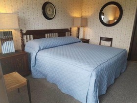 Leona's Motel