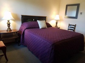 Leona's Motel