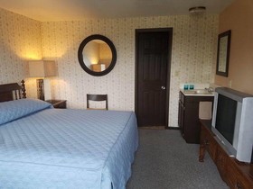 Leona's Motel