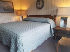 Leona's Motel