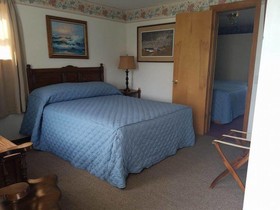 Leona's Motel