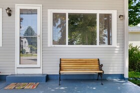 The Beaches Motel & Cottages