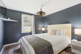 The Beaches Motel & Cottages