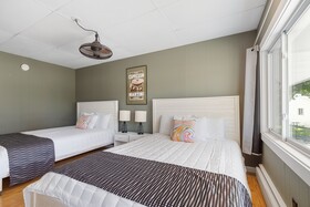 The Beaches Motel & Cottages