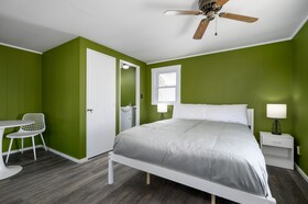 The Beaches Motel & Cottages