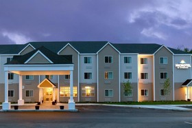 Microtel Inn & Suites by Wyndham Windham