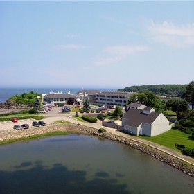 Stage Neck Inn