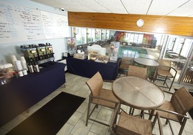 Anchorage Inn and Resort