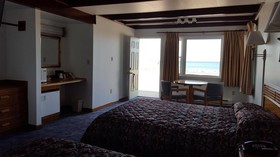 Grand View Inn & Cottages