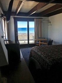 Grand View Inn & Cottages