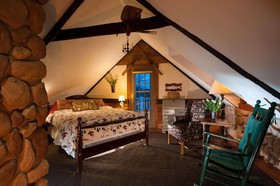 York Harbor Inn