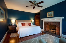 York Harbor Inn