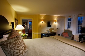 York Harbor Inn