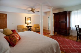 York Harbor Inn