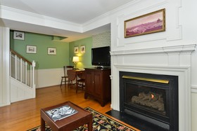 The William Fell Baltimore, Tapestry Collection by Hilton