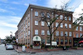 The William Fell Baltimore, Tapestry Collection by Hilton