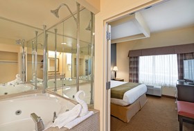 Best Western Plus Hotel & Conference Center
