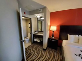 Sleep Inn & Suites BWI Airport