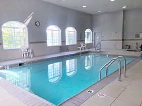 Country Inn & Suites by Radisson, Baltimore North/White Marsh