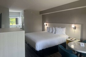 Days Inn by Wyndham Baltimore Northwest