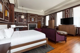 Hampton Inn & Suites Baltimore Inner Harbor