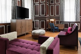 Hampton Inn & Suites Baltimore Inner Harbor