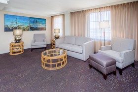 Holiday Inn Baltimore-Inner Harbor (Downtown)