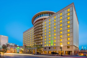 Holiday Inn Baltimore-Inner Harbor (Downtown)