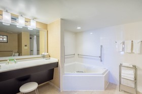 Holiday Inn Baltimore-Inner Harbor (Downtown)