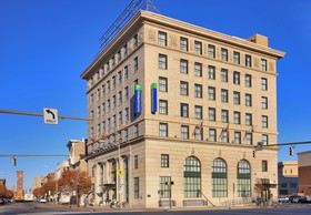 Holiday Inn Express Baltimore-Downtown