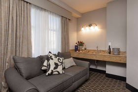 Inn at The Colonnade Baltimore - a DoubleTree by Hilton Hotel