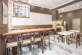 La Quinta Inn & Suites by Wyndham Baltimore Downtown