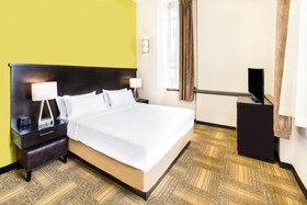 Staybridge Suites Baltimore - Inner Harbor