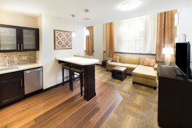Staybridge Suites Baltimore - Inner Harbor