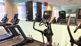 Tru by Hilton Baltimore Harbor East