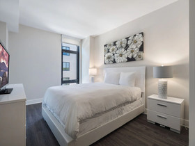 Global Luxury Suites at Bethesda Metro