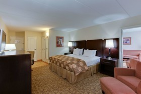 La Quinta Inn & Suites by Wyndham Lexington Park - Patuxent