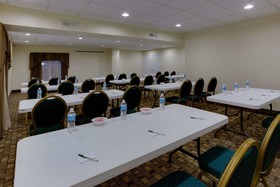 La Quinta Inn & Suites by Wyndham Lexington Park - Patuxent