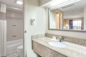 Days Inn by Wyndham Camp Springs/Andrews AFB DC Area
