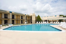 Days Inn by Wyndham Camp Springs/Andrews AFB DC Area