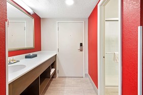 La Quinta Inn & Suites by Wyndham DC Metro Capital Beltway