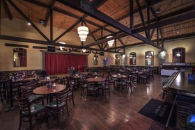 Colony South Hotel & Conference Center