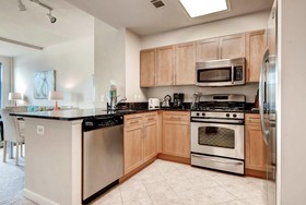 Global Luxury Suites at Town Center