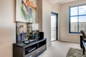 Global Luxury Suites at Town Center