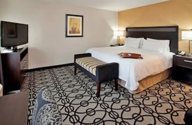 Hampton Inn and Suites Columbia South
